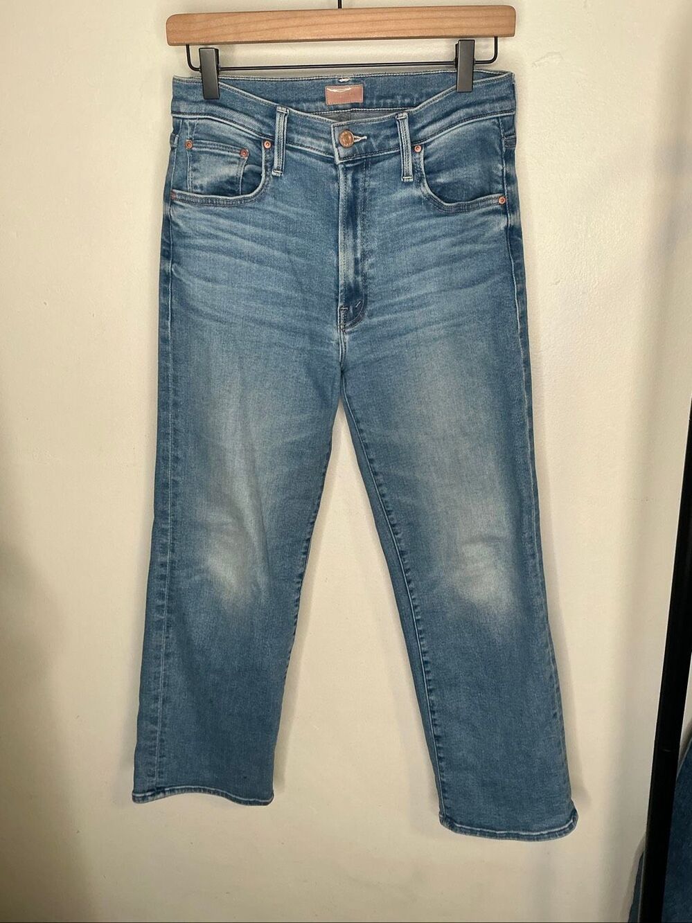Mother Denim Lil Rambler Zip Flood | Out of the Blue in 27 - Picture 4 of 9